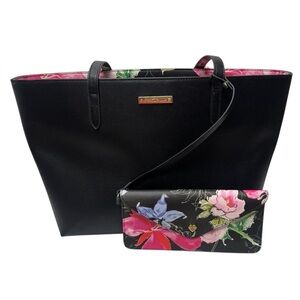 BETSEY JOHNSON BLACK FLORAL
TOTE PURSE